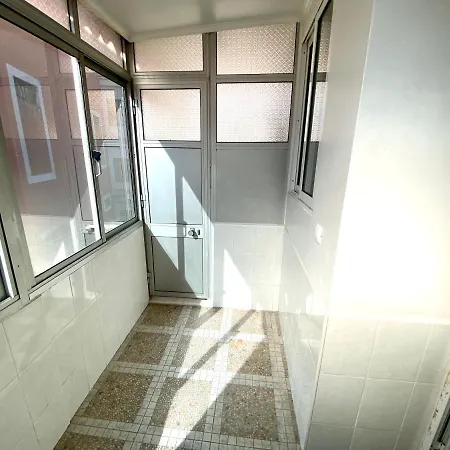 Апартаменты Alcantara Seaside Лиссабон